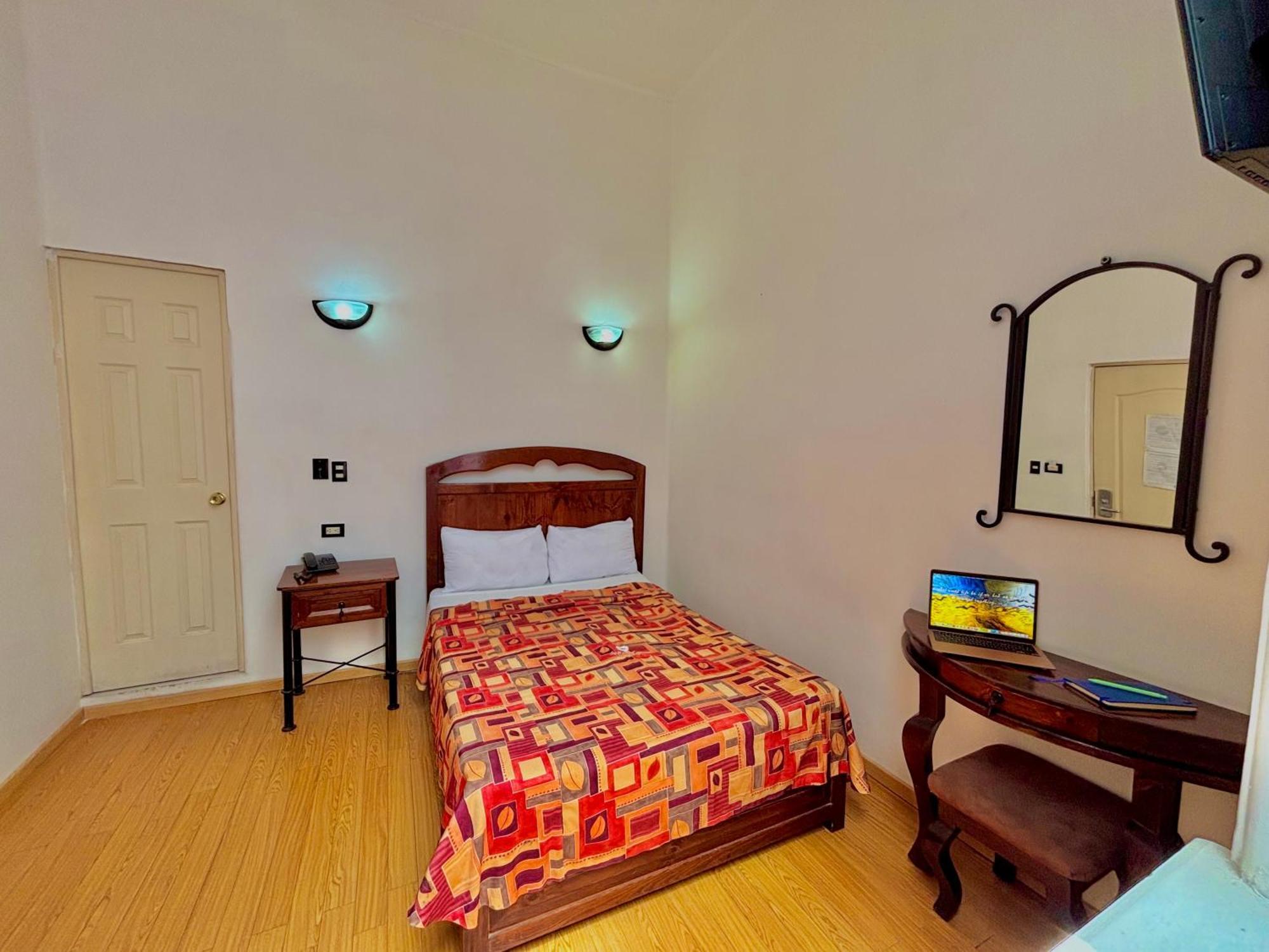 Hotel La Alhondiga Puebla de Zaragoza Esterno foto
